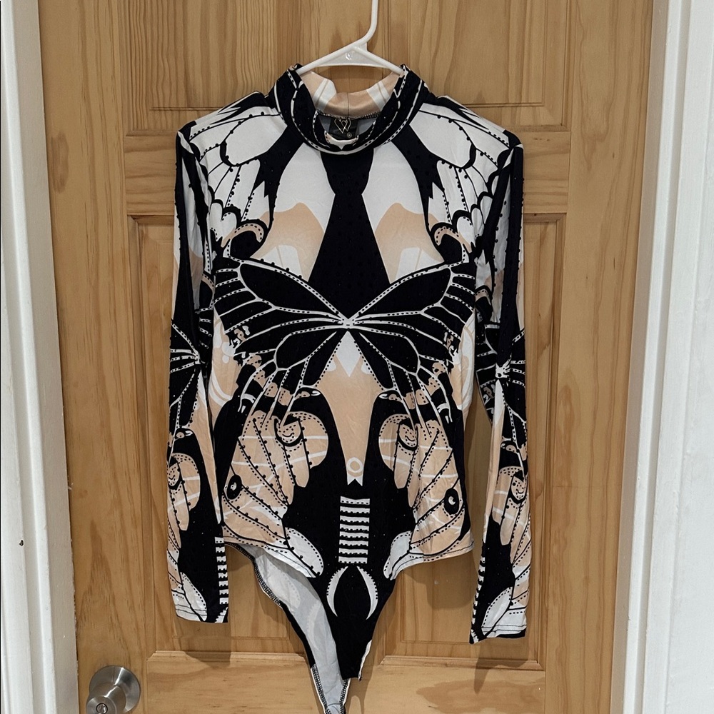 Butterfly Print Long Sleeve Bodysuit - Black and White